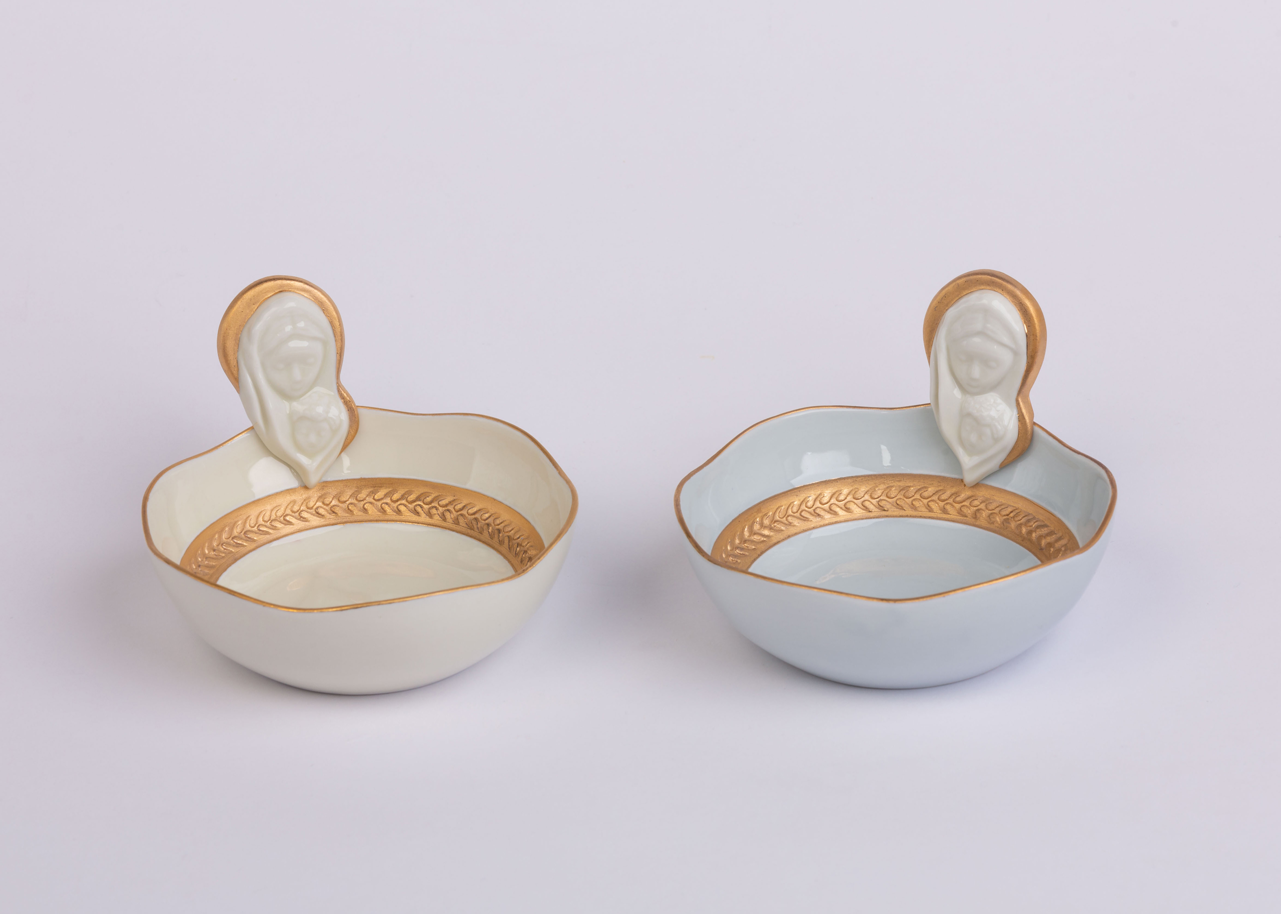 Ave' Maria Bowl in Ivory and French Blue Porcelain